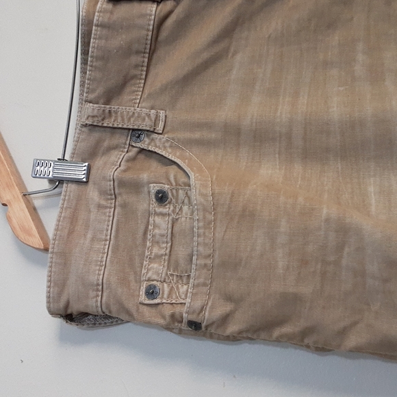 True Religion men's cordory short in size 44 - Picture 2 of 7